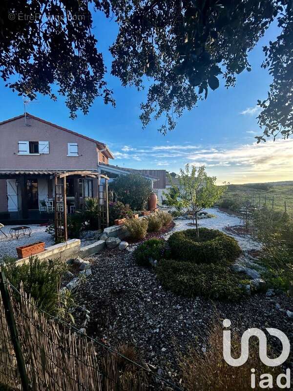 Photo 2 - Maison à FLEURY