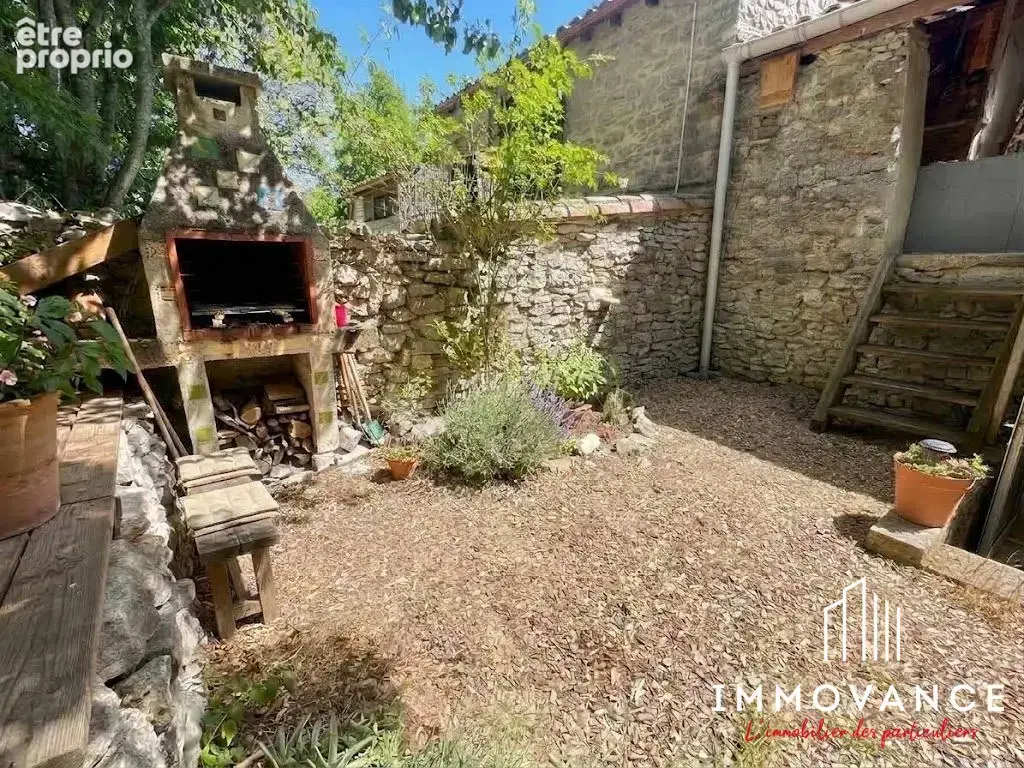 Maison à CLARET
