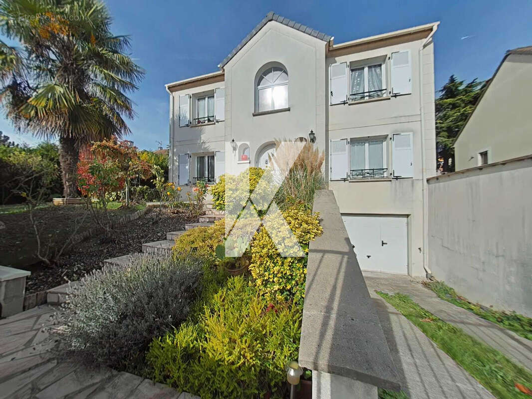 acces garage - Maison à ARGENTEUIL