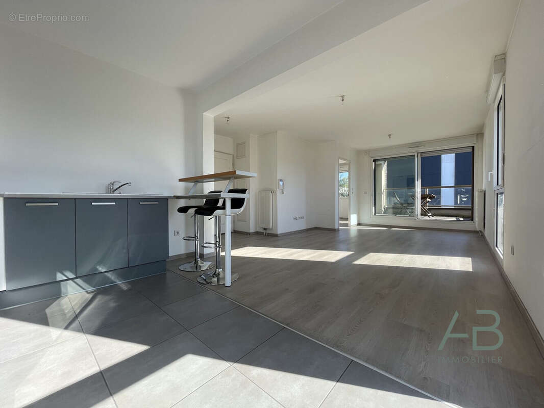 Appartement à MONS-EN-BAROEUL