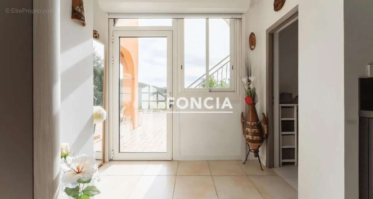 Maison à LA BOUILLADISSE