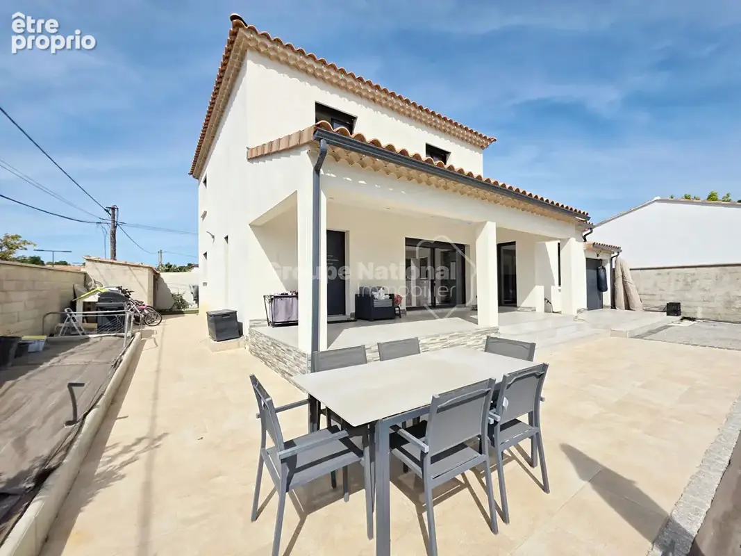 Maison 5 pièces de 142 m² avec piscine, garage et accès au canal ? Saint-Chamas (13250) - photo 18