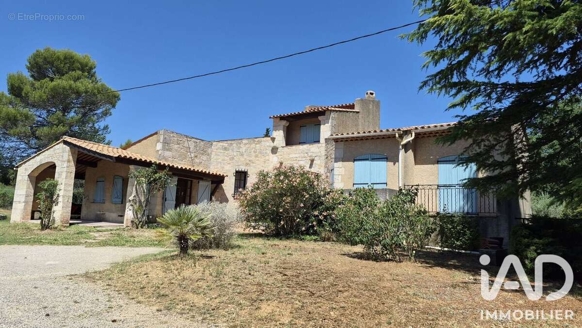 Photo 2 - Maison à SILLANS-LA-CASCADE