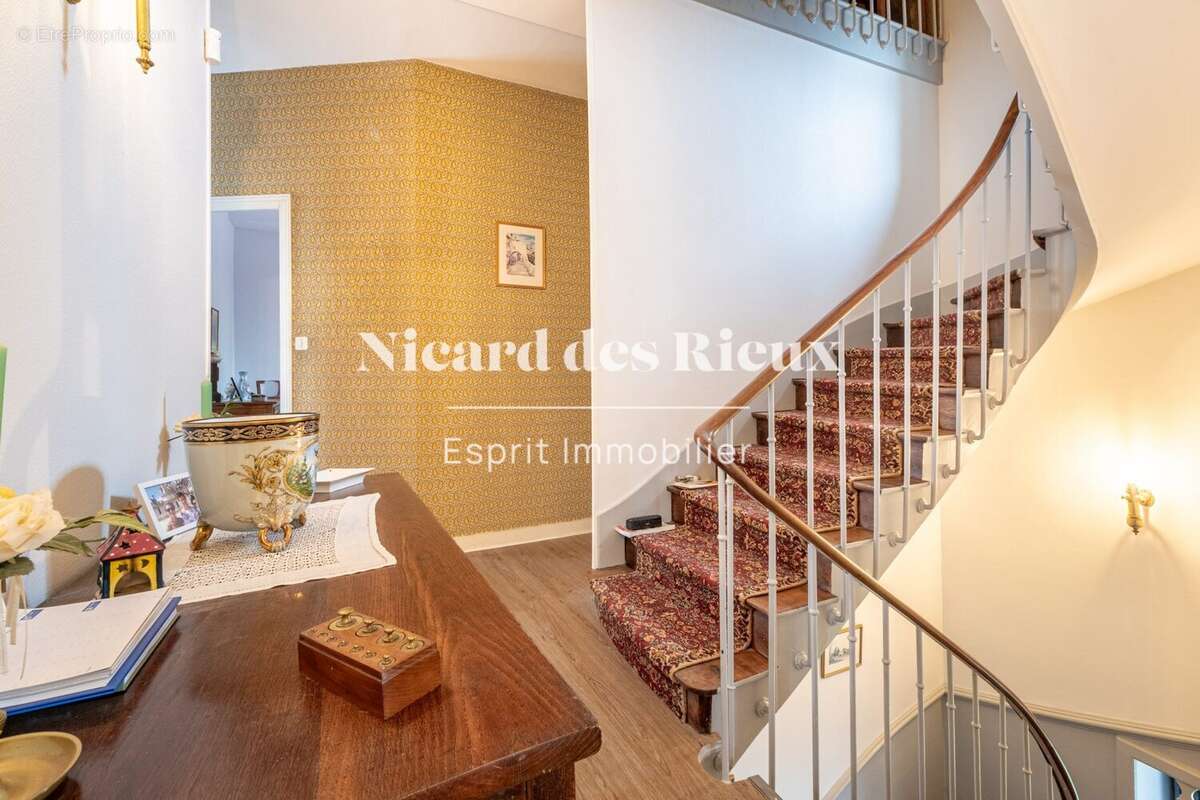 Maison à MAGNAC-LAVAL