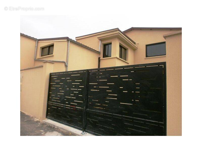 Commerce à CHAMPIGNY-SUR-MARNE