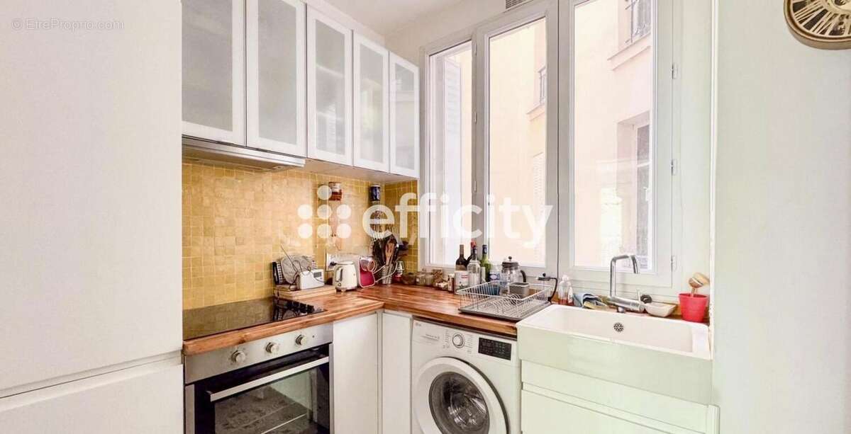 Appartement à PARIS-11E