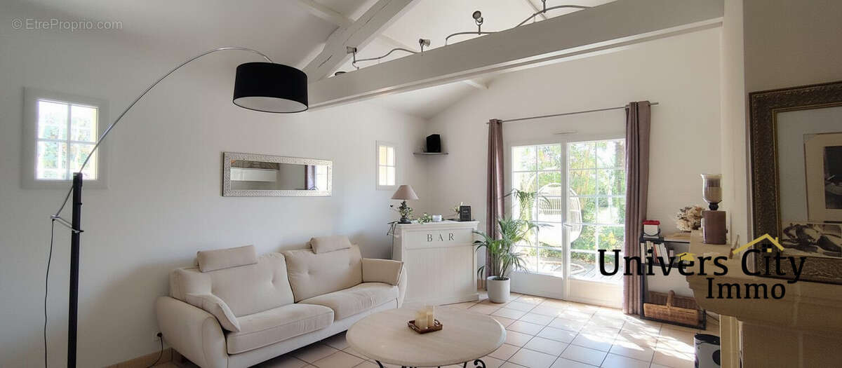 Maison à BOUAYE