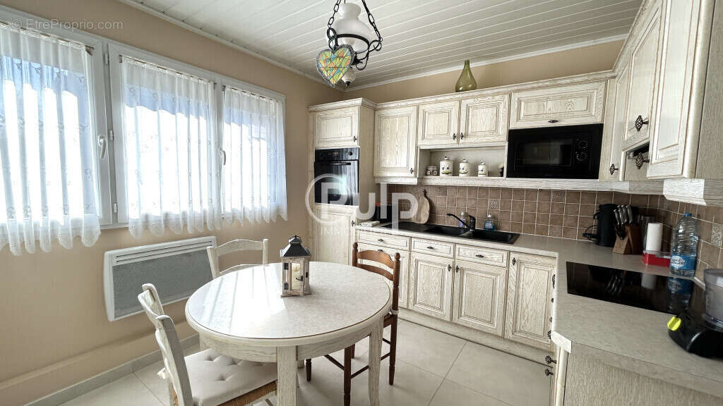 Maison à MONTIGNY-EN-GOHELLE