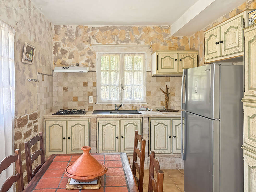 Maison 120m² à camps-la-source - photo 4