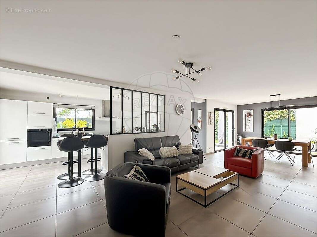 Maison 5 chambre(s) à vendre - photo 2