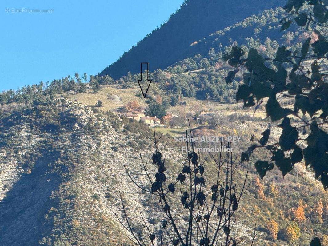 Maison à PRADS-HAUTE-BLEONE