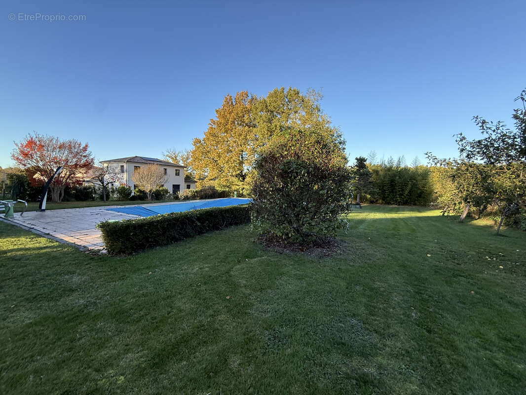 Maison à SAINT-JEAN