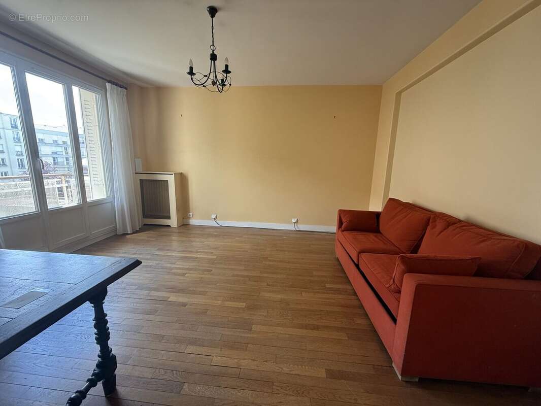 Appartement à ASNIERES-SUR-SEINE