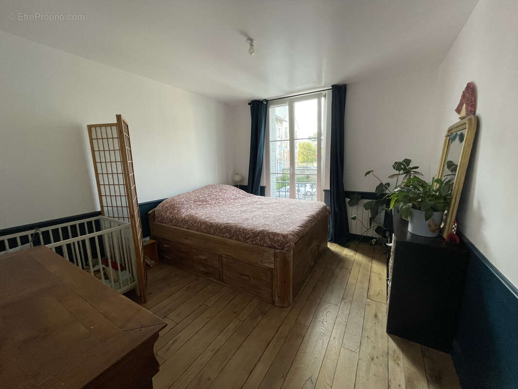Appartement à SAINT-OUEN-L&#039;AUMONE