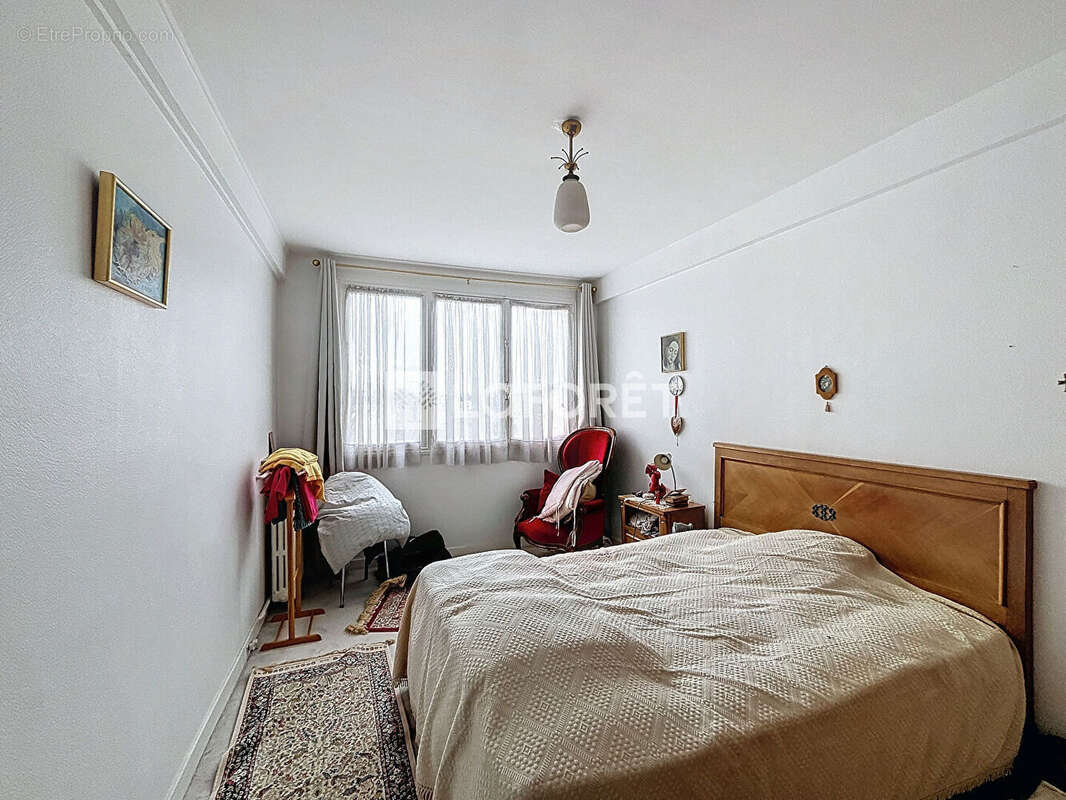 Appartement à BOURG-LA-REINE