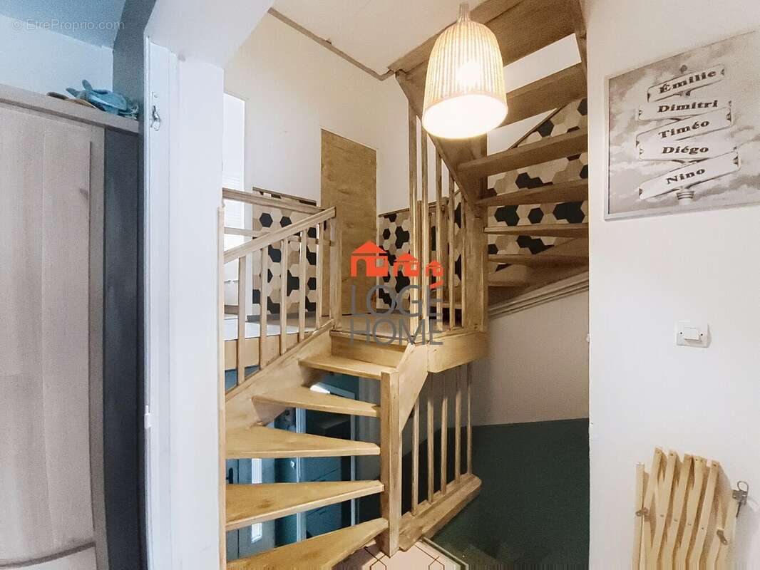 Paliers niveaux 1 et 2 - Maison à MONTIGNY-EN-GOHELLE