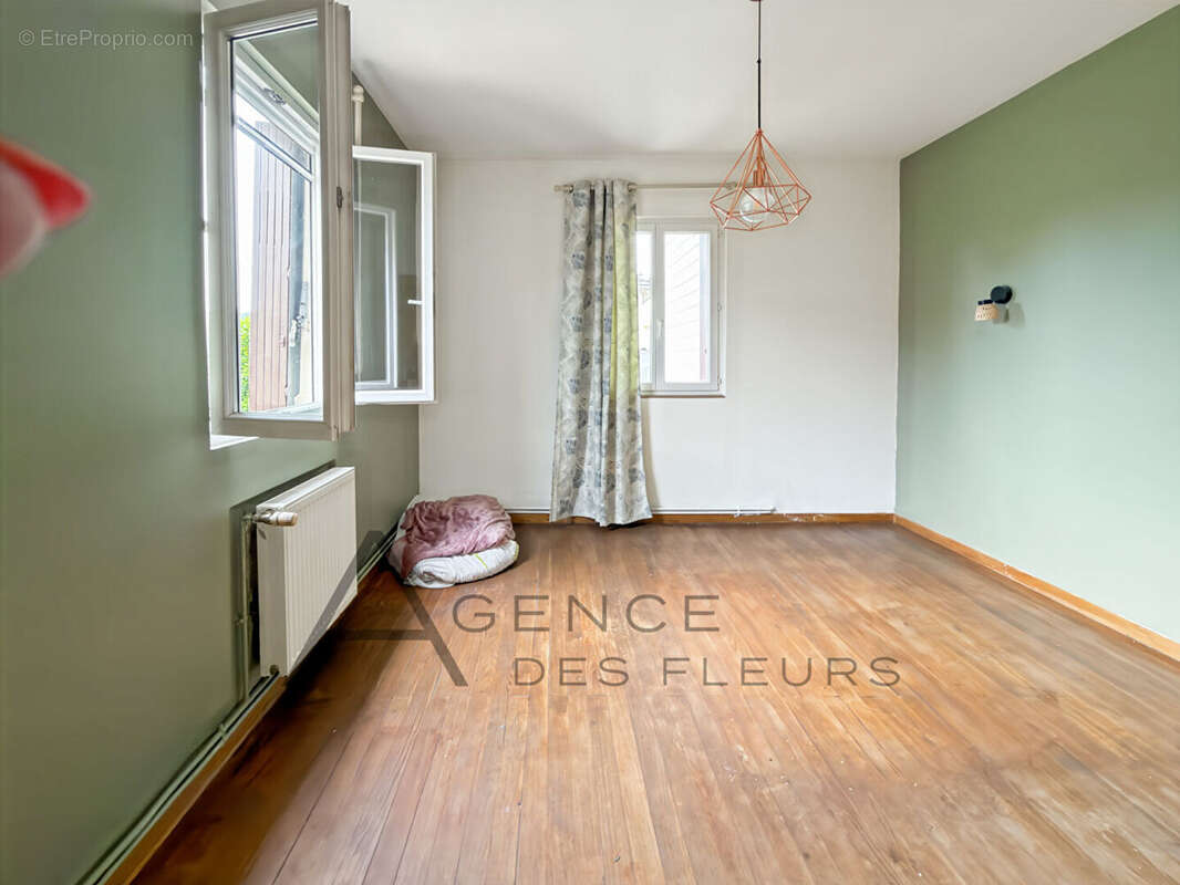 Maison à SAINT-PIERRE-LES-ELBEUF