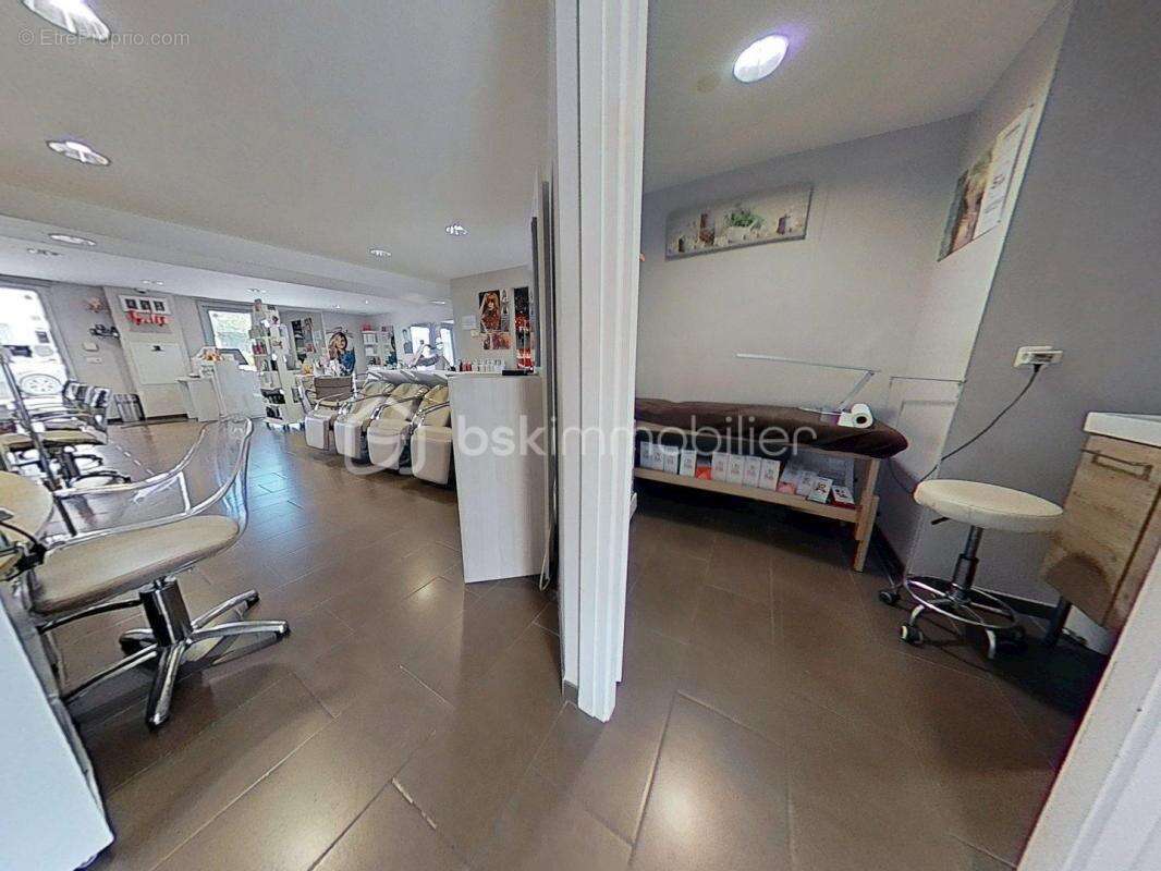 Commerce à MOUSSY-LE-NEUF