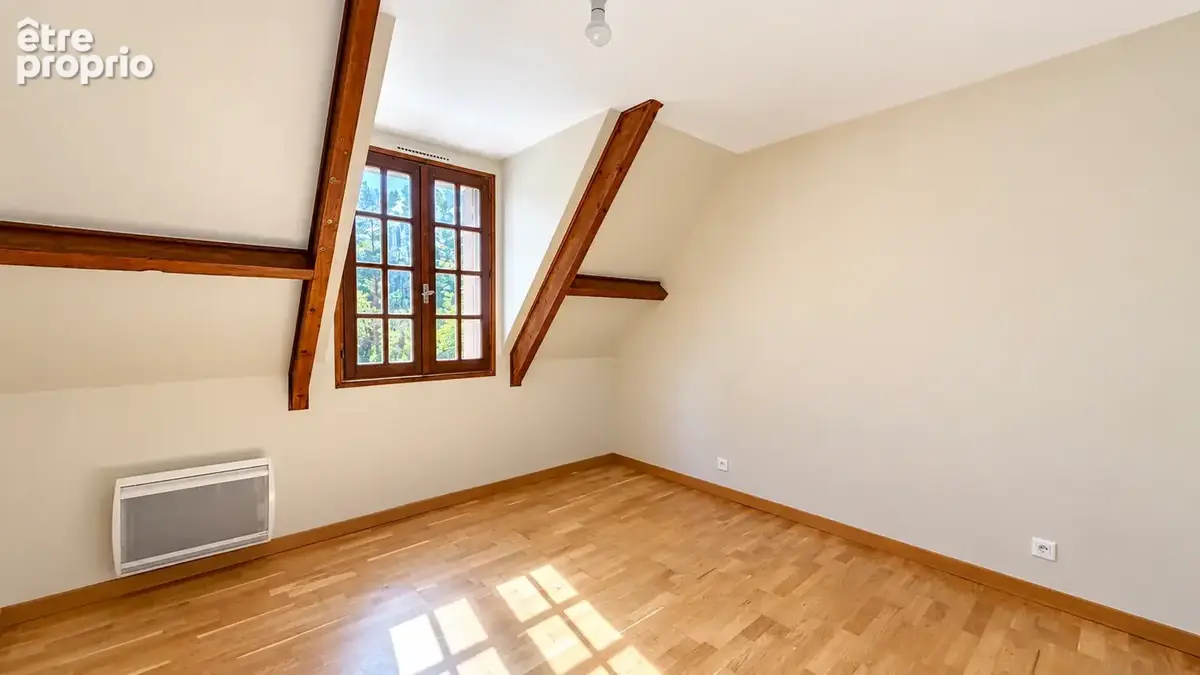 MONTLOUIS-SUR-LOIRE   Maison familiale de 230 m2 sur plus de 4 200 m2 de terrain - photo 11