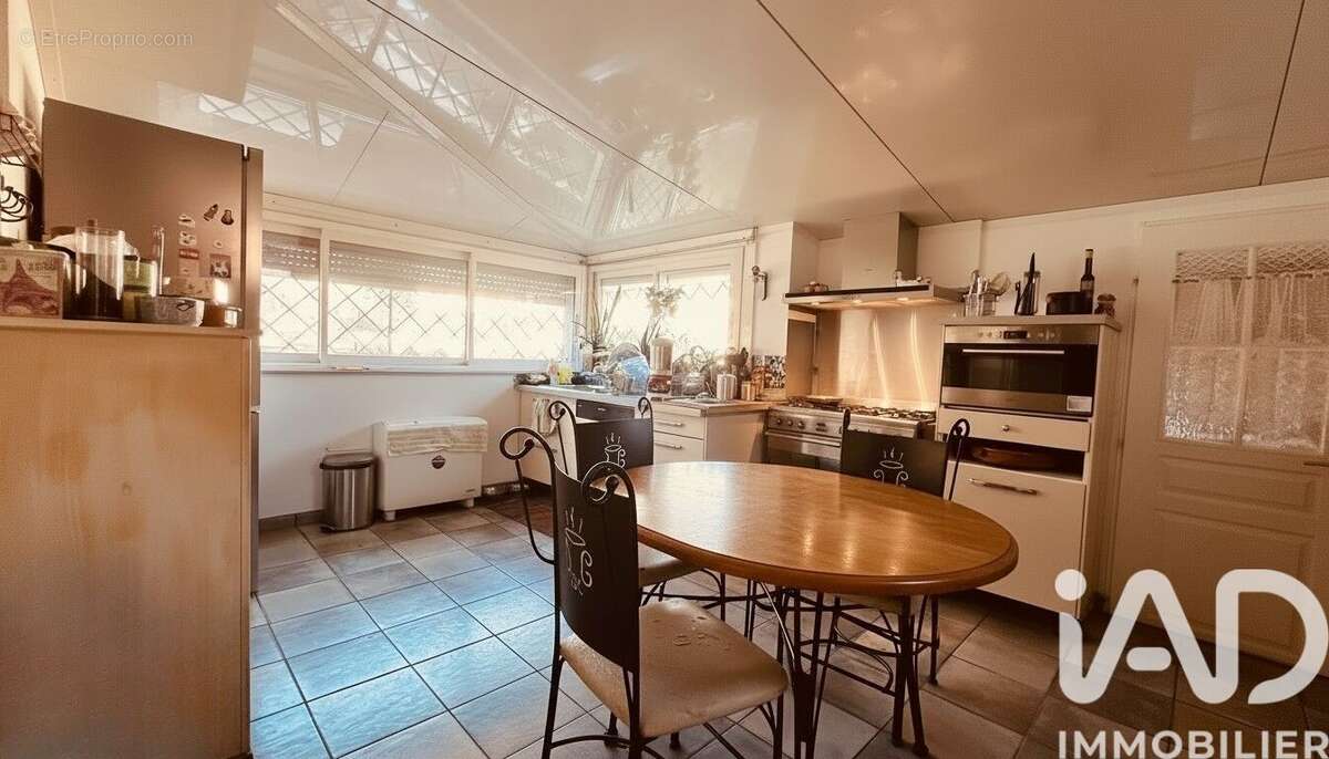 Maison 191 m² à Lourdes  - photo 8