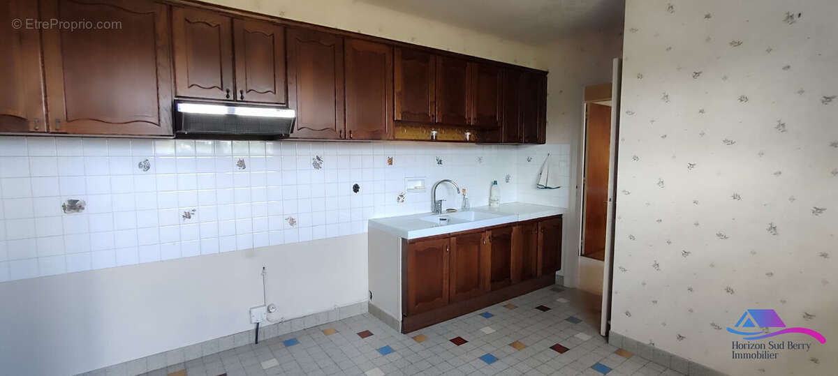 cuiisne - Maison à LA CHATRE