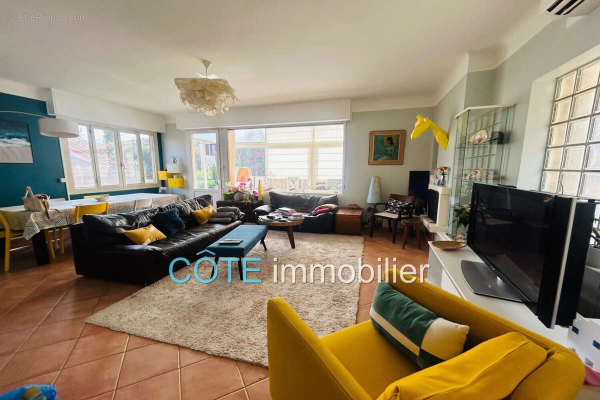Maison 96 m² à Antibes  - photo 4