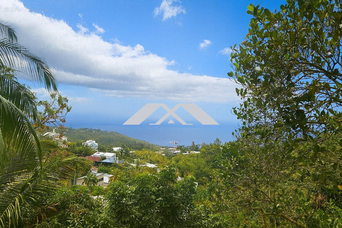 Maison à SAINT-DENIS