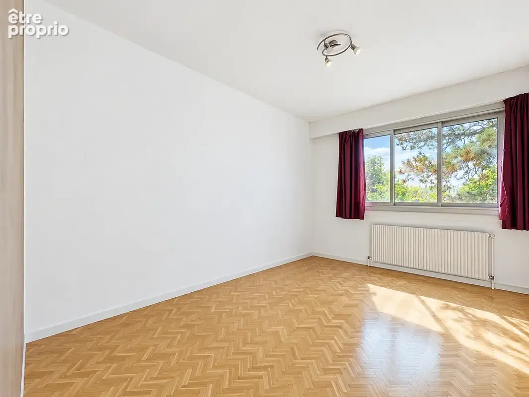 Secteur Charcot — Un appartement traversant de 106 m2, une nouvelle histoire à écrire. - photo 12