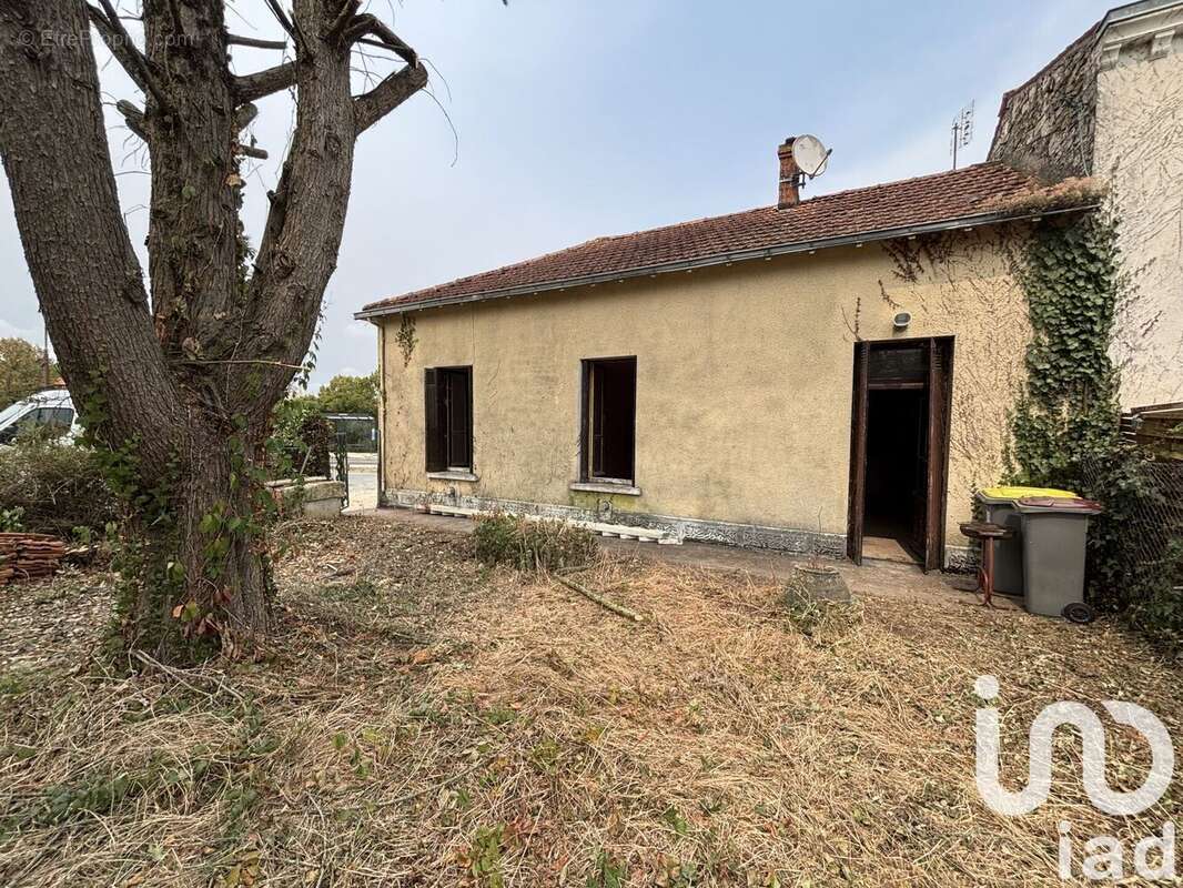 Maison 96 m² à Prin-Deyrancon  - photo 9