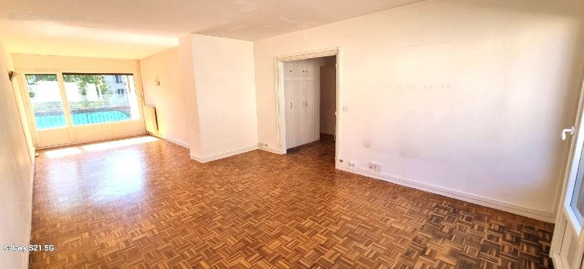 Appartement 64 m² à Mantes-La-Jolie  - photo 2