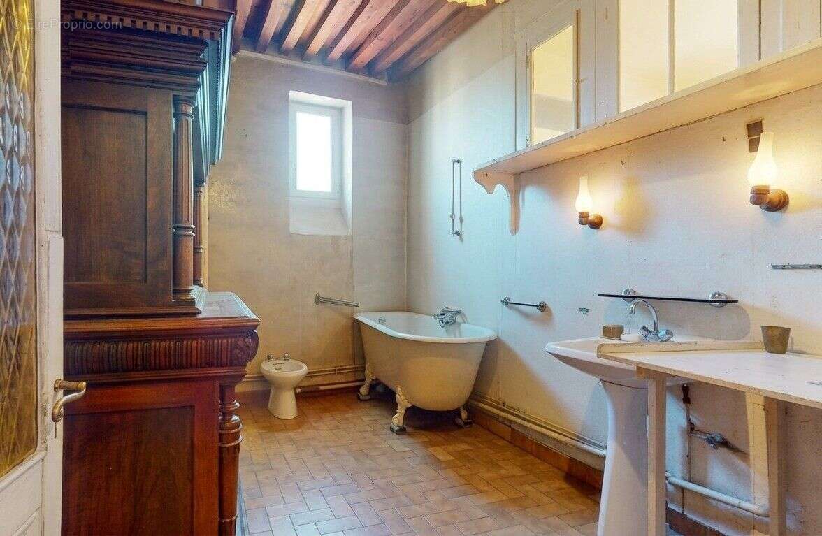 Appartement à LYON-5E