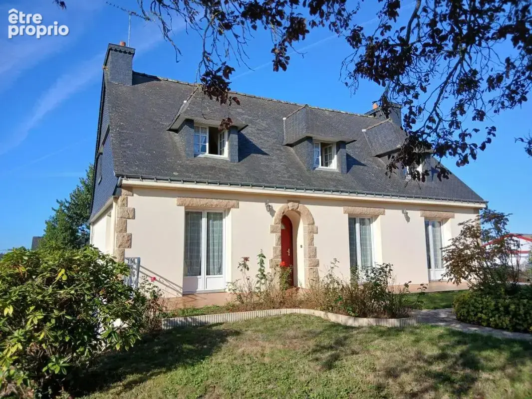 Maison à SEGLIEN