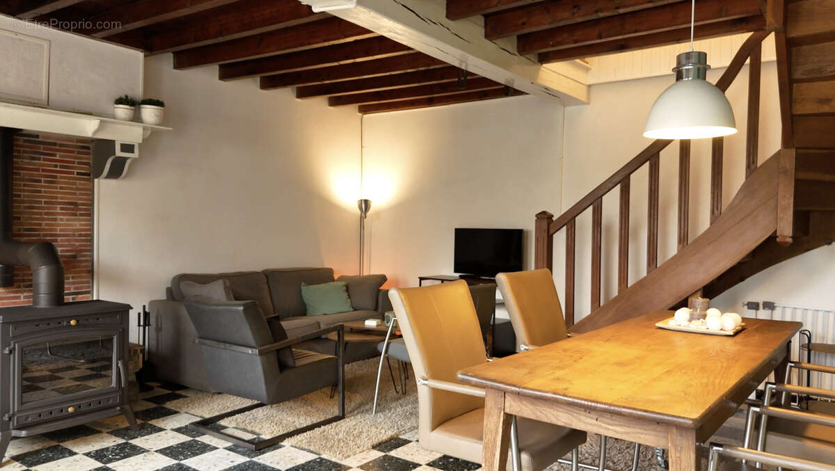 Propriété avec deux maisons et un gîte sur 7000m2 de jardin - photo 23