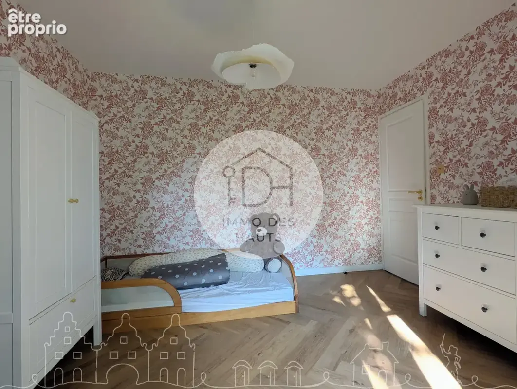 Maison familiale de 170 m2 avec 5 chambres et double garage à Téteghem - photo 9