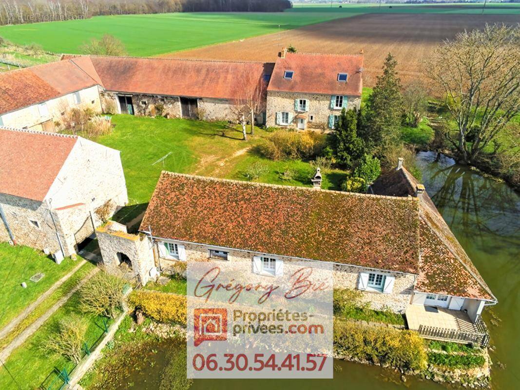 Maison à COULOMMIERS