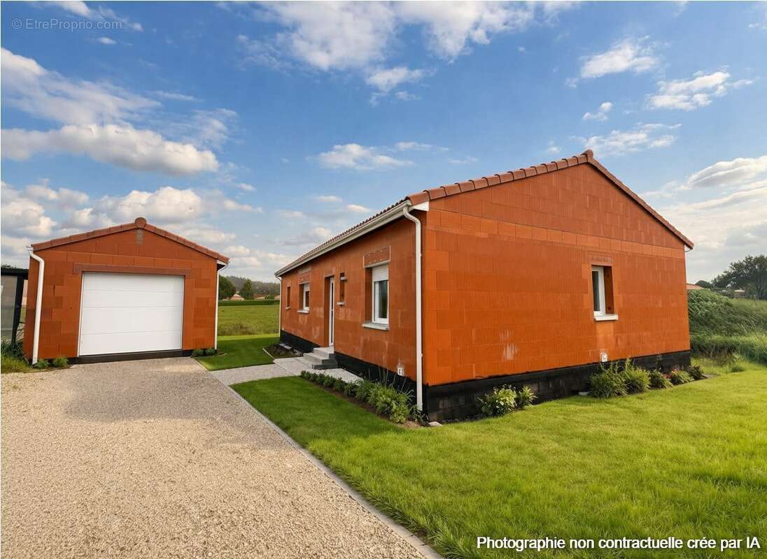 Maison à LESCURE-D'ALBIGEOIS