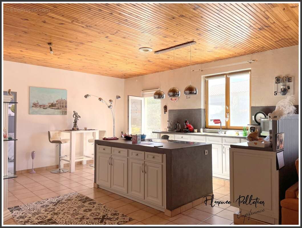 Grande propriété à vendre proche de REVEL (31), 605 m² env. sur un terrain de 3 ha en partie boisée - photo 3