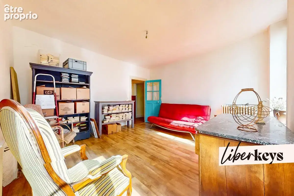 Bourg centre, 91 m², bureau + dressing, parking à 50 m - photo 7