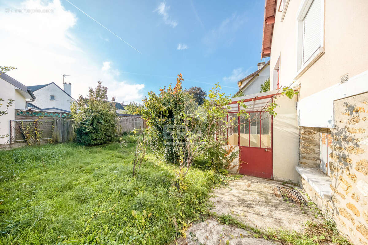 Maison à PONTAULT-COMBAULT