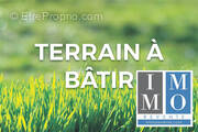 Terrain à DUN-SUR-AURON