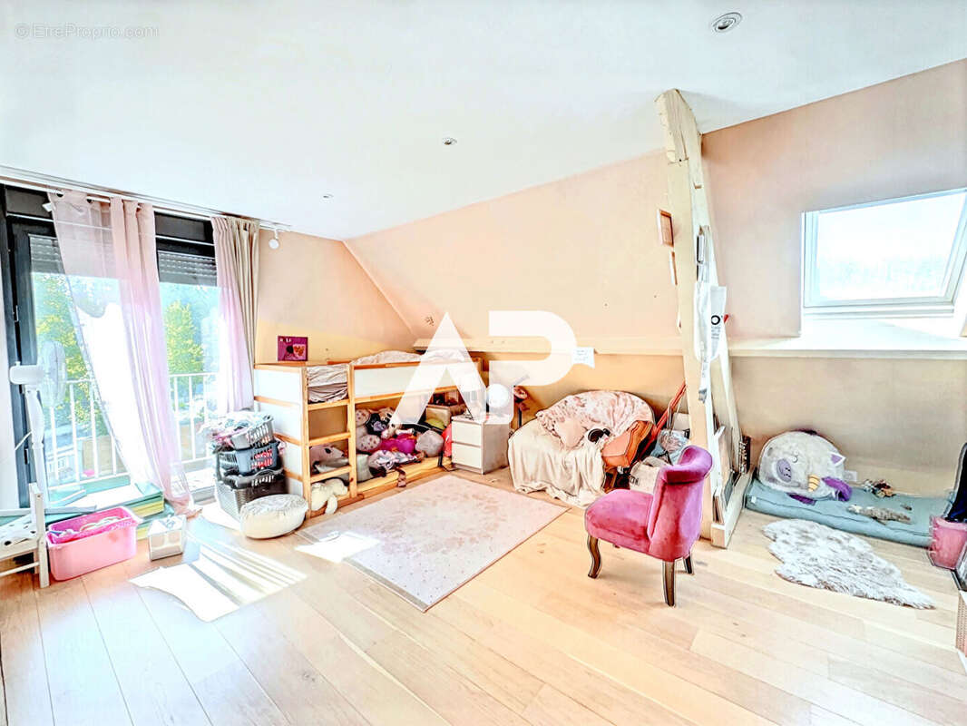 Maison à MONTMORENCY