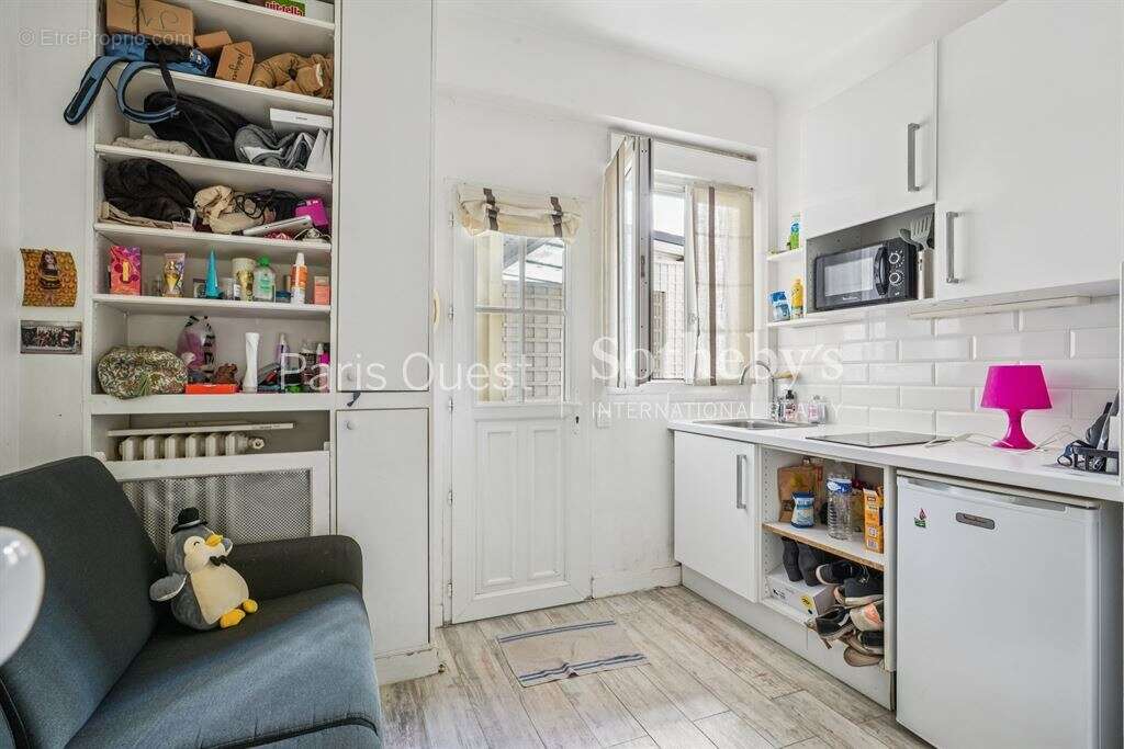 Appartement à NEUILLY-SUR-SEINE