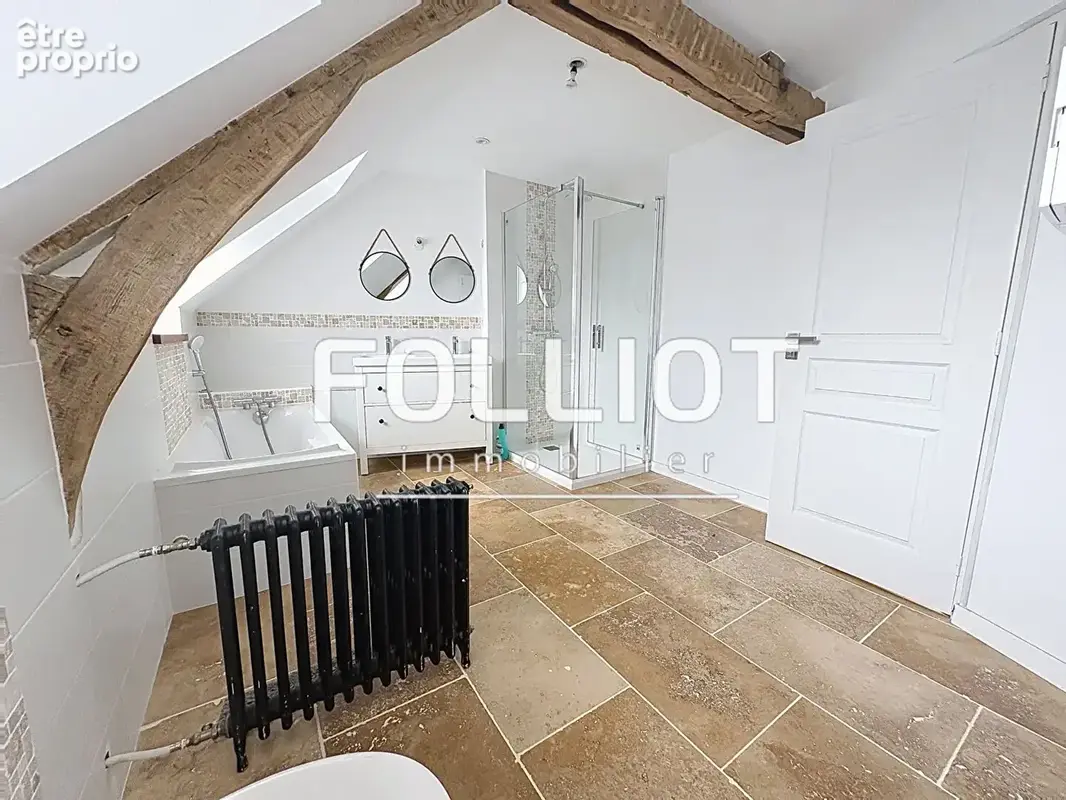 A VENDRE à Fougères centre  - Maison de 136m² avec terrasse et garage - photo 17
