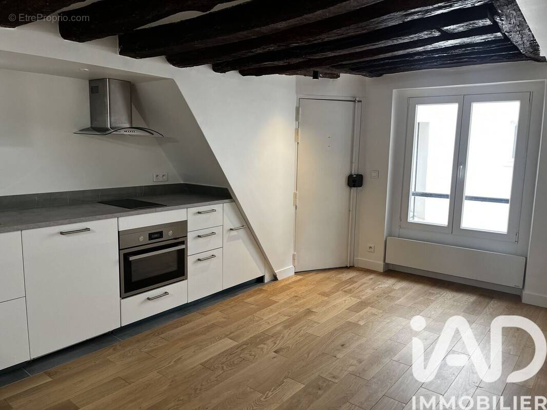 Photo 1 - Appartement à PARIS-8E