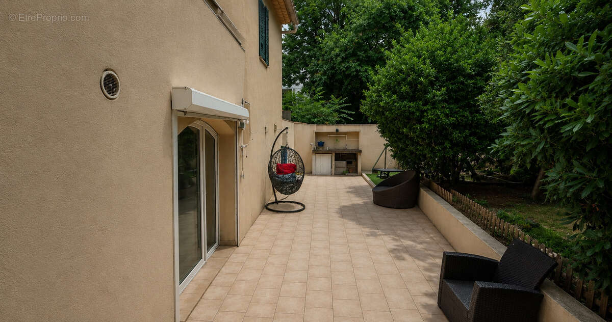 Appartement à MARSEILLE-10E