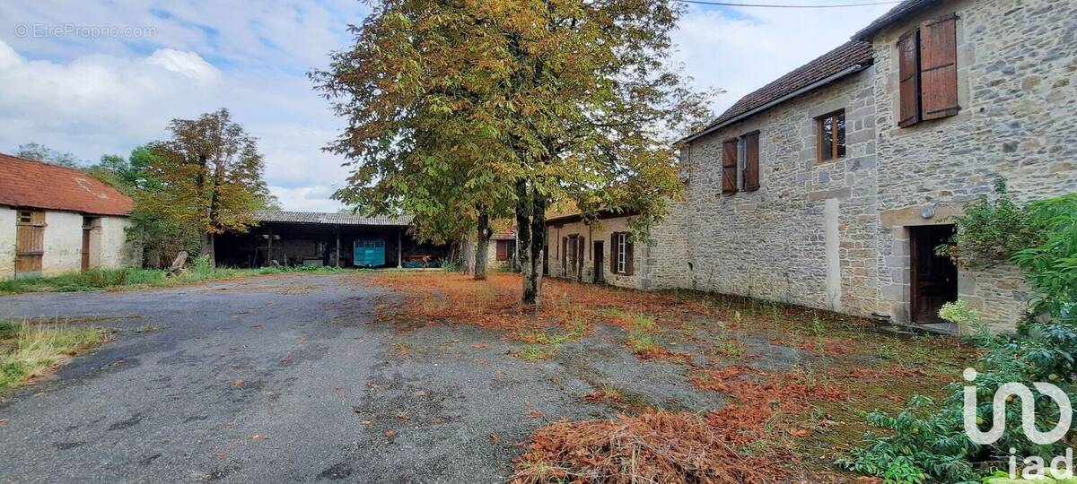 Photo 1 - Maison à PARISOT