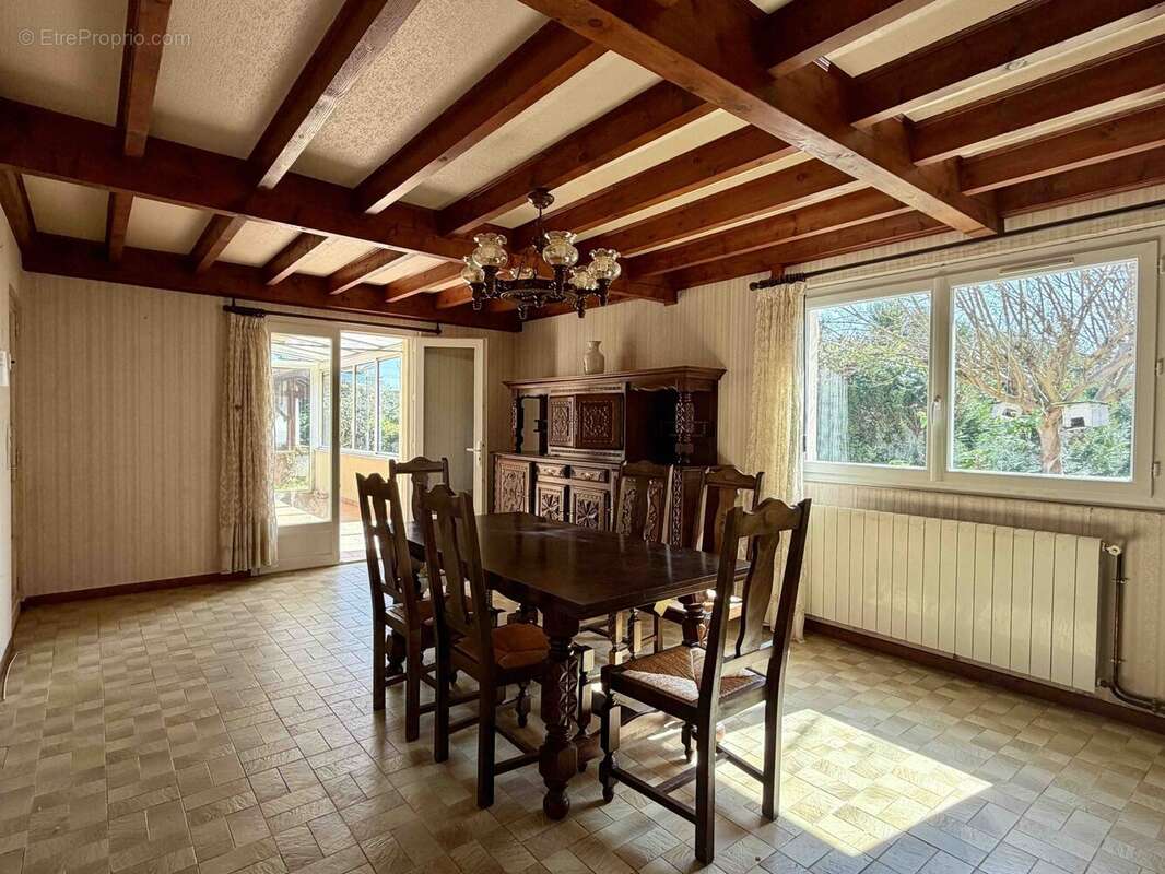 Maison à VILLENEUVE-DE-MARSAN