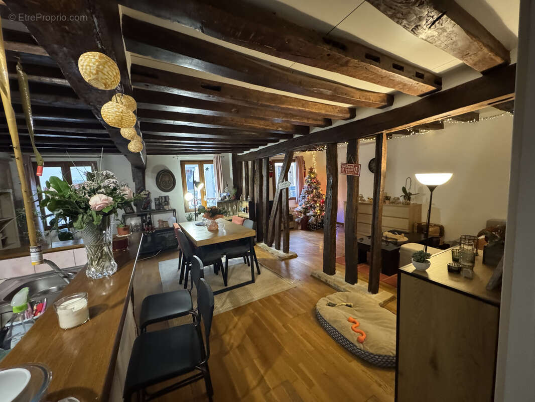 Appartement à HOUDAN