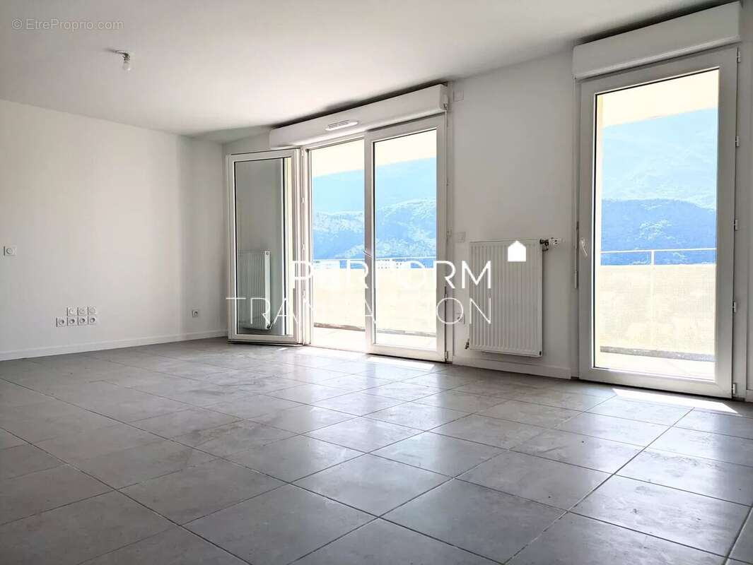 Appartement à ECHIROLLES