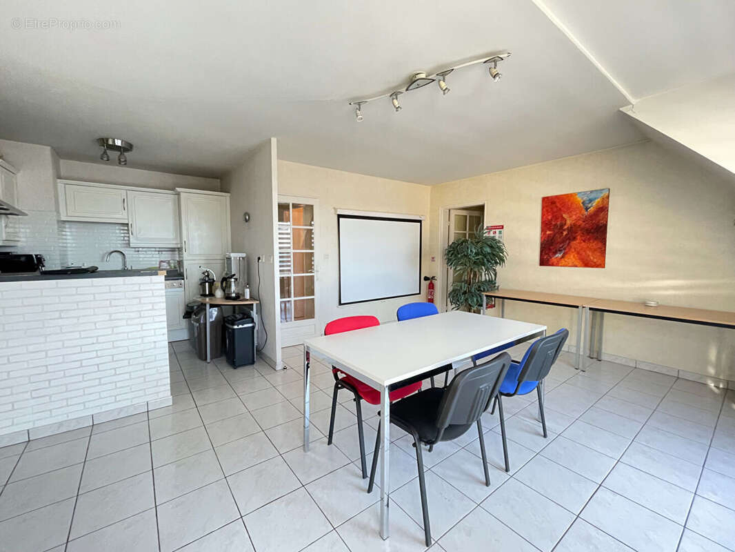 Appartement à LA CHAPELLE-DES-FOUGERETZ